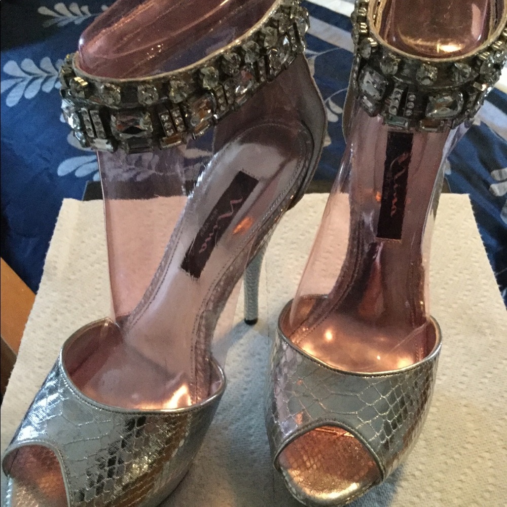 Nina platform silver heels